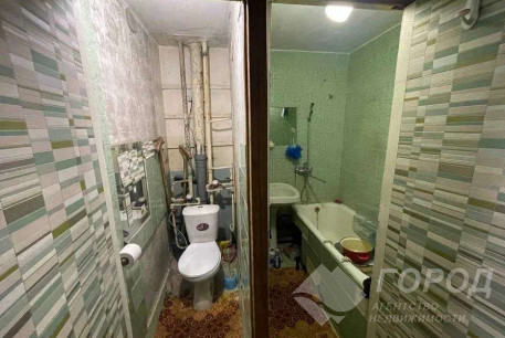 Продам 2-х кімнатну квартиру, Рогань, Код: 743556/2