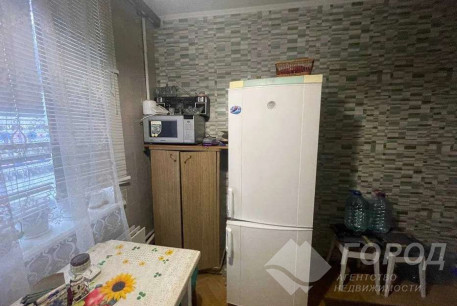 Продам 2-х кімнатну квартиру, Рогань, Код: 743556/2