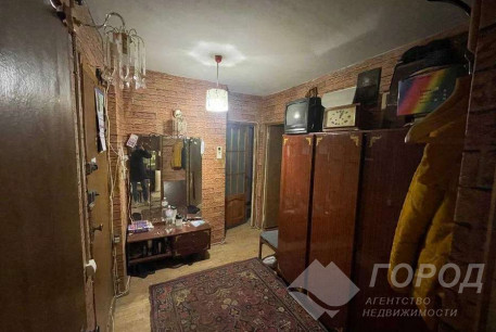 Продам 2-х кімнатну квартиру, Рогань, Код: 743556/2