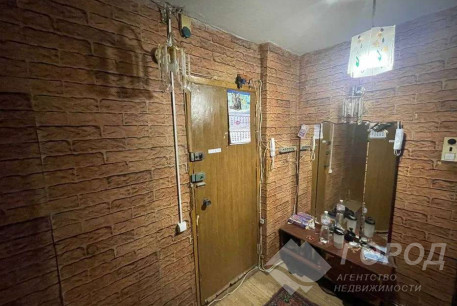 Продам 2-х кімнатну квартиру, Рогань, Код: 743556/2