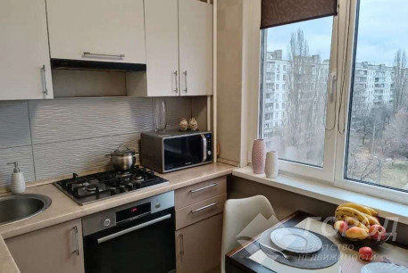 Продам 2-х кімнатну квартиру, Салтовка, 606 м/р, Код: 743732/2
