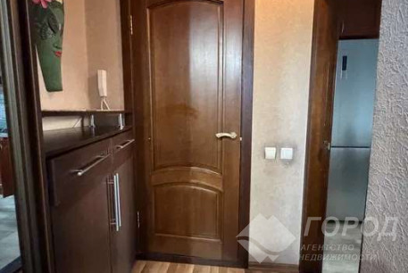 Продам 3-х кімнатну квартиру, Дергачевский р-н, Солоницевка пгт., Код: 743805/2