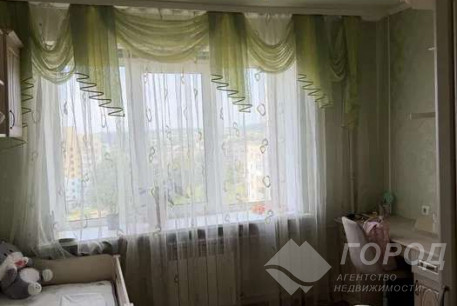 Продам 3-х кімнатну квартиру, Дергачевский р-н, Солоницевка пгт., Код: 743805/2
