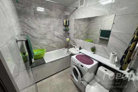 Продам 3-х кімнатну квартиру, ХТЗ, Пролетарская метро (Индустриальная), Код: 745060/5