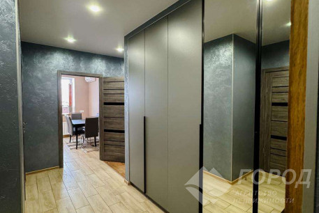 Продам 3-х кімнатну квартиру в новобудові, ХТЗ, ХТЗ метро, Код: 745291/3