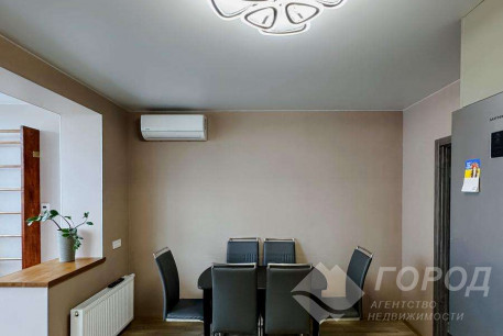 Продам 3-х кімнатну квартиру в новобудові, ХТЗ, ХТЗ метро, Код: 745291/3