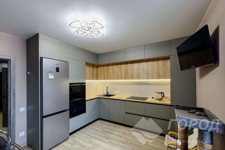 Продам 3-х кімнатну квартиру в новобудові, ХТЗ, ХТЗ метро, Код: 745291/3
