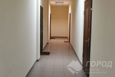 Продам 1-кімнатну квартиру, Центр, Код: 746409/1