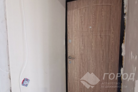 Продам 1-кімнатну квартиру, Центр, Код: 746409/1