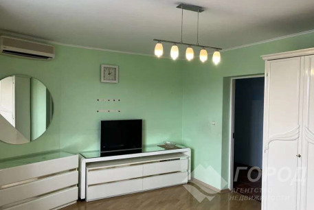 Сдам 5-и кімнатну квартиру, Гагарина проспект, Защитников Украины метро (Площадь Восстания), Код: 747061/3