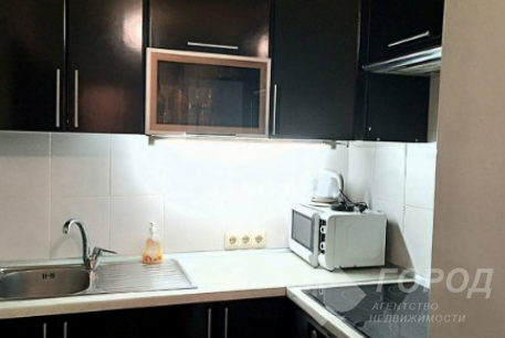 Продам 2-х кімнатну квартиру, Центр, Код: 747092/1