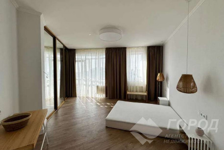 Продам 3-х кімнатну квартиру, Центр, Код: 747808/2