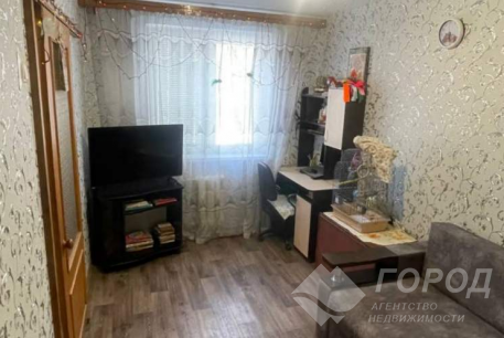 Продам 2-х кімнатну квартиру, ХТЗ, Хролы пос., Код: 747901/4