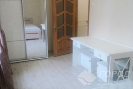 Продам 3-х кімнатну квартиру, Сосновая Горка, Код: 747925/1