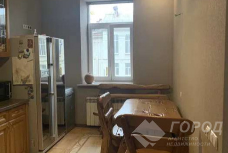 Продам 4-х кімнатну квартиру, Центр, Площадь Конституции метро (Советская), Код: 748581/2