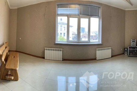 Продам 4-х кімнатну квартиру, Центр, Площадь Конституции метро (Советская), Код: 748581/2