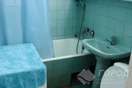 Продам 2-х кімнатну квартиру, ХТЗ, Код: 749665/3