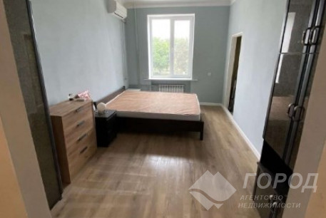 Продам 2-х кімнатну квартиру, Центр, Площадь Конституции метро (Советская), Код: 750122/3