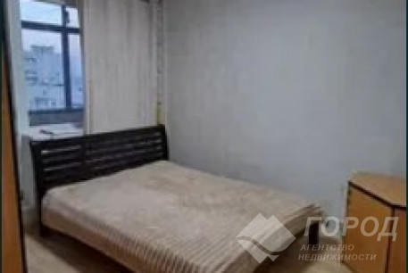 Продам 3-х кімнатну квартиру, Гагарина проспект, Спортивная метро, Код: 750369/3