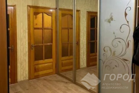 Продам 3-х кімнатну квартиру, Гагарина проспект, Спортивная метро, Код: 750369/3