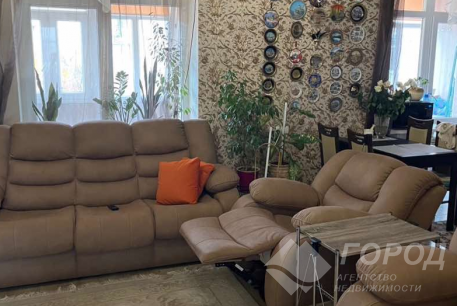 Продам 3-х кімнатну квартиру, Гагарина проспект, Защитников Украины метро (Площадь Восстания), Код: 751154/4