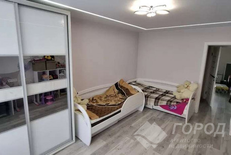 Продам 3-х кімнатну квартиру, Песочин, Код: 751847/3