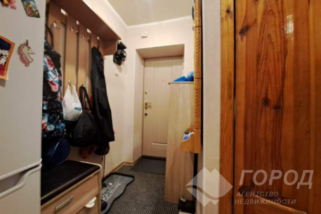 Продам 3-х кімнатну квартиру, Новые дома, Дворец спорта, Код: 752608/1