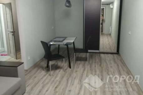 Продам 1-кімнатну квартиру, Гагарина проспект, Метростроителей метро, Код: 755157/2