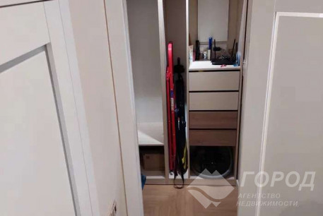 Продам 2-х кімнатну квартиру, Сосновая Горка, Павловка, Код: 756050/2