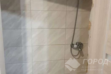 Сдам гостинку, Новые дома, Армейская метро (Советской Армии), Код: 756500/3