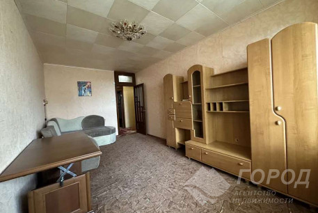 Продам 4-х кімнатну квартиру, ХТЗ, Масельского метро, Код: 757135/2