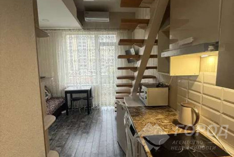 Продам 2-х кімнатну квартиру, Центр, Университет метро, Код: 758083/1