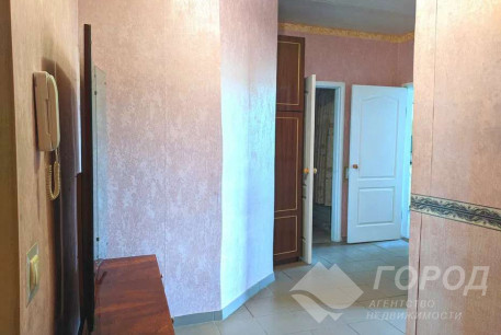 Сдам 1-кімнатну квартиру в новобудові, Рогань, Код: 759531/1