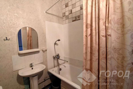 Сдам 1-кімнатну квартиру в новобудові, Рогань, Код: 759531/1