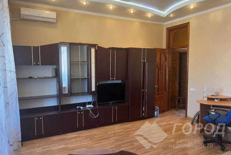 Сдам 2-х кімнатну квартиру, Центр, Университет метро, Код: 761089/1