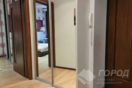 Продам 2-х кімнатну квартиру, Центр, Код: 762341/2