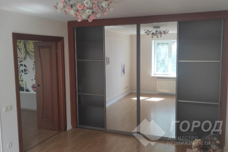 Продам 5-и кімнатну квартиру, Алексеевка, Алексеевская метро, Код: 765950/1