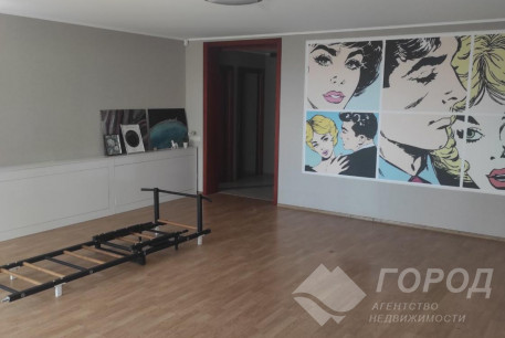 Продам 5-и кімнатну квартиру, Алексеевка, Алексеевская метро, Код: 765950/1