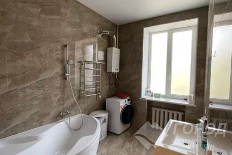 Продам 3-х кімнатну квартиру, Центр, Код: 766019/3