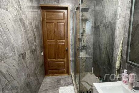 Продам 3-х кімнатну квартиру, Центр, Код: 766019/3