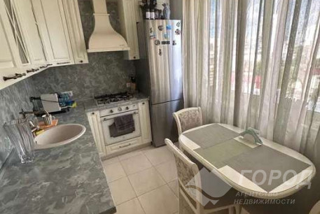 Продам 2-х кімнатну квартиру, Сосновая Горка, Научная метро, Код: 766755/3