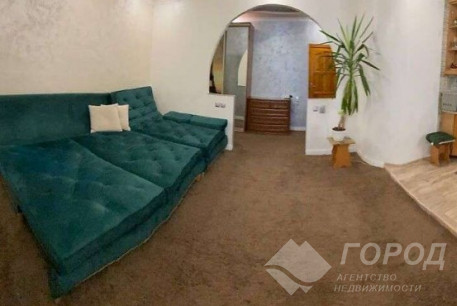 Продам 2-х кімнатну квартиру, Центральный рынок, Южный вокзал метро, Код: 766881/4