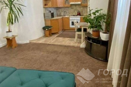 Продам 2-х кімнатну квартиру, Центральный рынок, Южный вокзал метро, Код: 766881/4