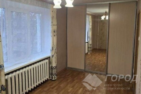 Продам 2-х кімнатну квартиру, Гагарина проспект, Защитников Украины метро (Площадь Восстания), Код: 767267/2