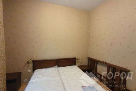 Продам 3-х кімнатну квартиру, Центр, Код: 767276/2