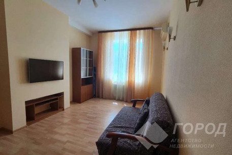 Продам 3-х кімнатну квартиру, Центр, Код: 767276/2