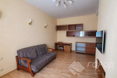 Продам 3-х кімнатну квартиру, Центр, Код: 767276/2