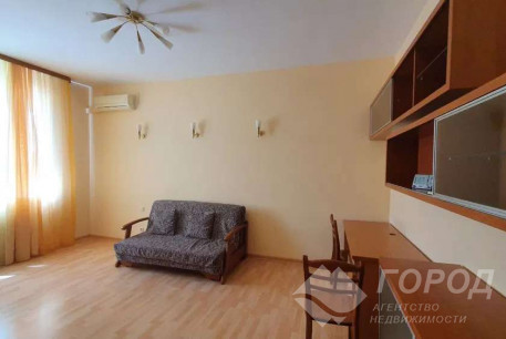 Продам 3-х кімнатну квартиру, Центр, Код: 767276/2