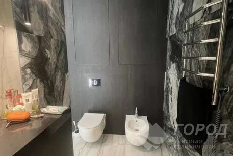 Продам 2-х кімнатну квартиру в новобудові, Центр, Код: 767786/2