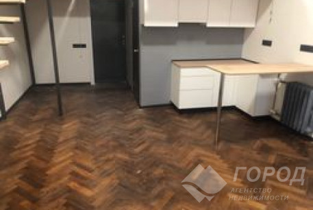 Продам 1-кімнатну квартиру, Центр, Код: 767935/1